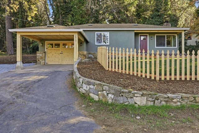 2917 Mace Rd, Camino, CA 95709