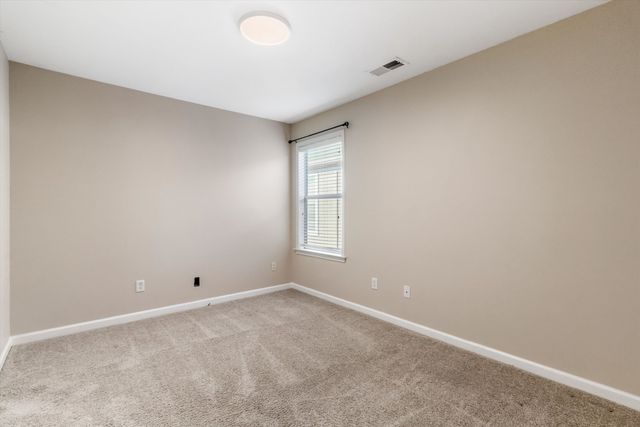 1335 ISLAND PLACE PL E, Memphis, TN 38103