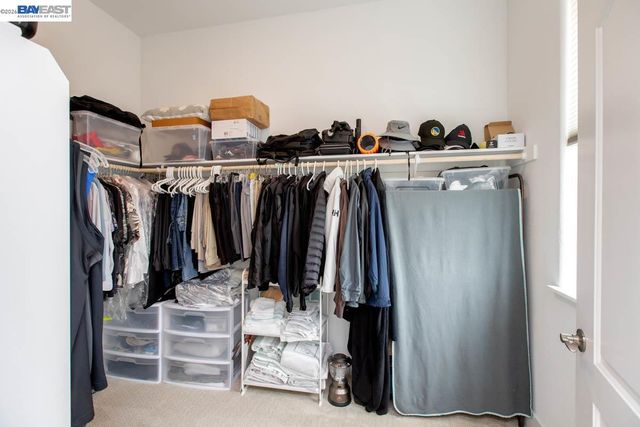 2885 Tradewind Dr, Alameda, CA 94501