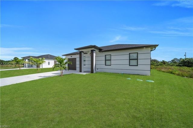711 Roma Avenue, Lehigh Acres, FL 33974