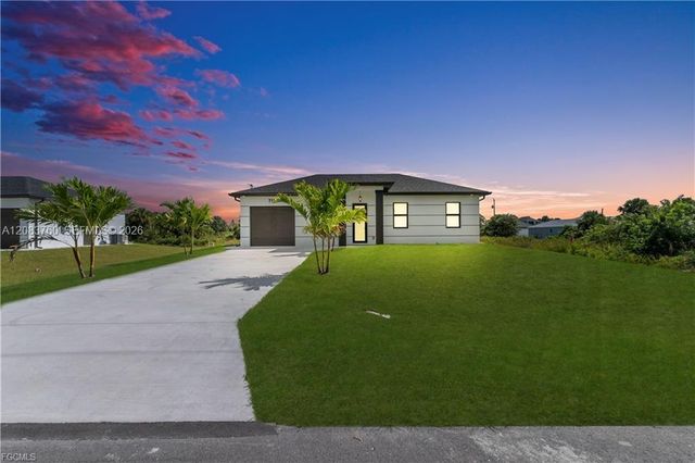 711 Roma Avenue, Lehigh Acres, FL 33974