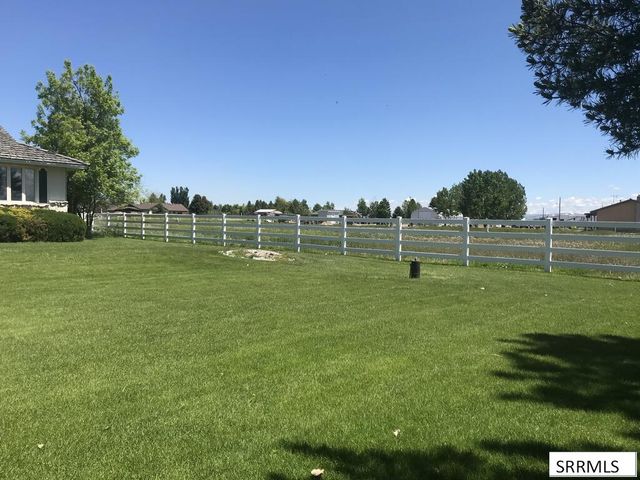 836 E 1400 N, Shelley, ID 83274
