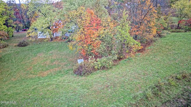 496 County Route 7, Schodack, NY 12123