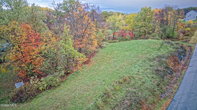 496 County Route 7, Schodack, NY 12123