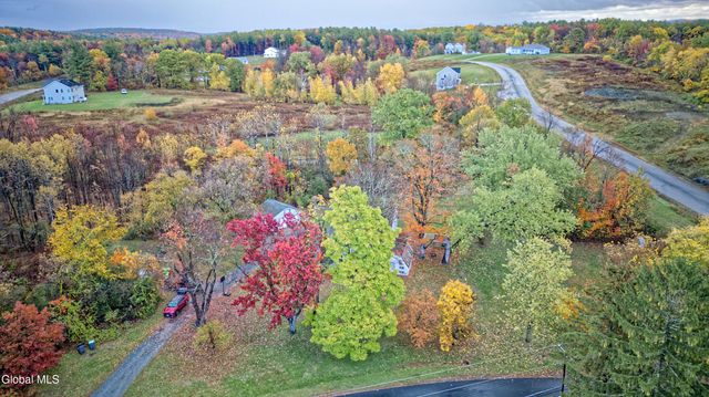 496 County Route 7, Schodack, NY 12123