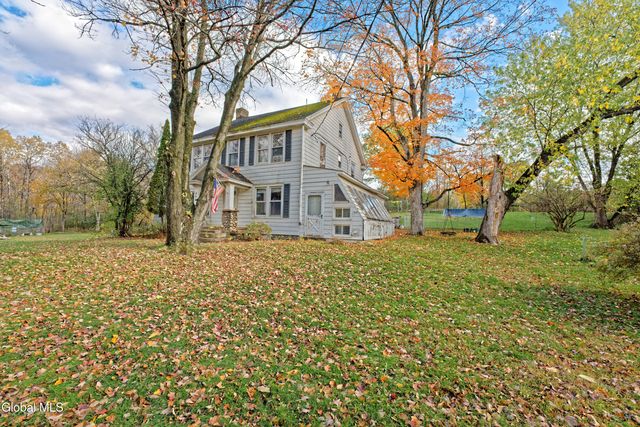 496 County Route 7, Schodack, NY 12123