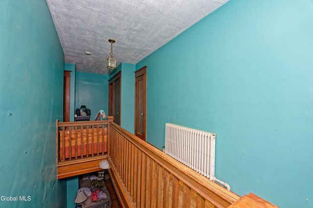 496 County Route 7, Schodack, NY 12123