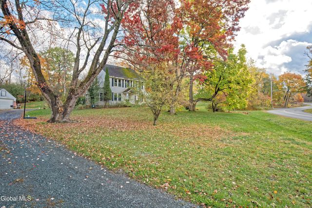 496 County Route 7, Schodack, NY 12123