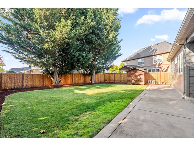 2697 CROWTHER Dr, Eugene, OR 97404