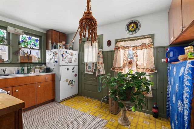 123 W Milwaukee Avenue, Fort Atkinson, WI 53538