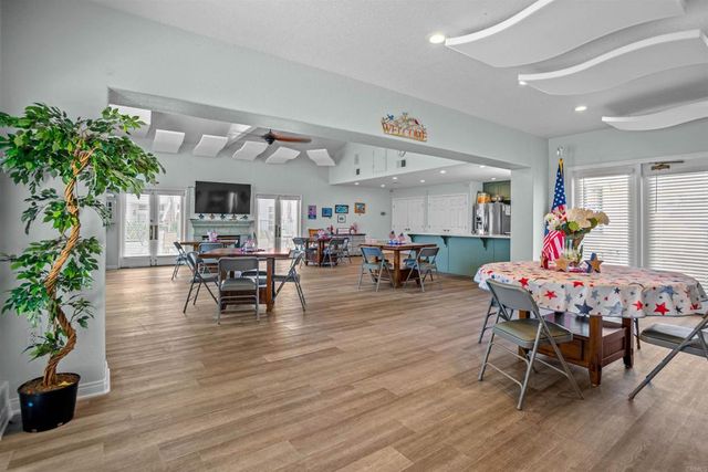 3345 Genoa Way 120, Oceanside, CA 92056