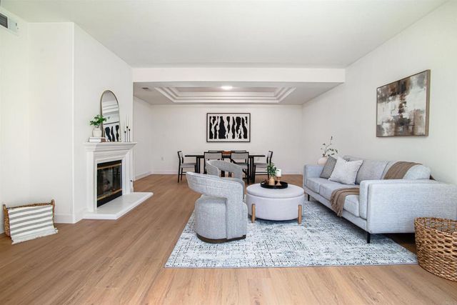 3345 Genoa Way 120, Oceanside, CA 92056