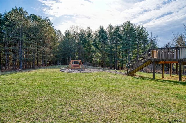 7047 Bennington Greens Drive, Owosso, MI 48867