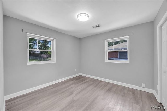 1035 Saint Marie Street, Florissant, MO 63031