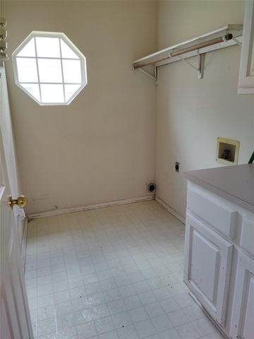 13312 Chasewood CV, Austin, TX 78727