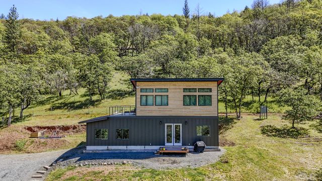 1545 Hwy 238, Jacksonville, OR 97530