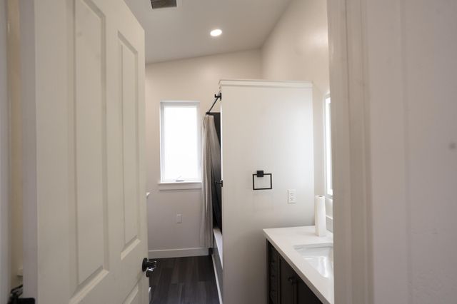 1545 Hwy 238, Jacksonville, OR 97530