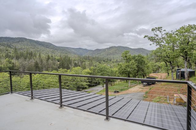 1545 Hwy 238, Jacksonville, OR 97530