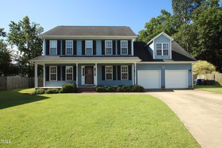 3823 Little John Court, Fayetteville, NC 28306