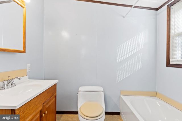 181 LAMBS GAP RD, Marysville, PA 17053