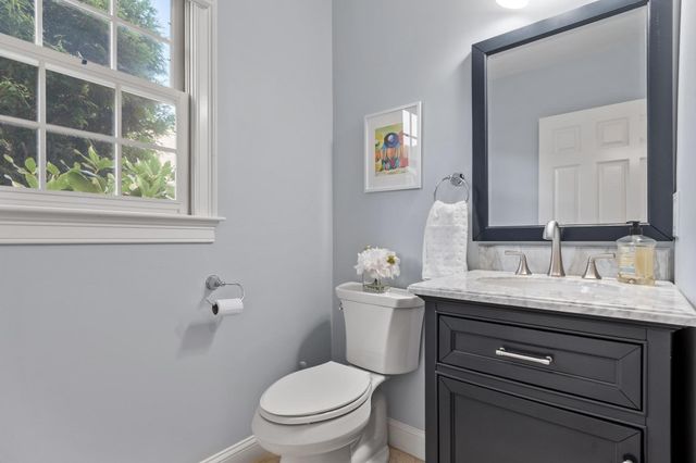 35 Lancaster County Rd 1A, Harvard, MA 01451