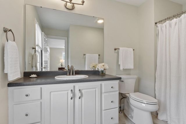 35 Lancaster County Rd 1A, Harvard, MA 01451