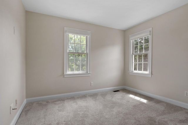35 Lancaster County Rd 1A, Harvard, MA 01451