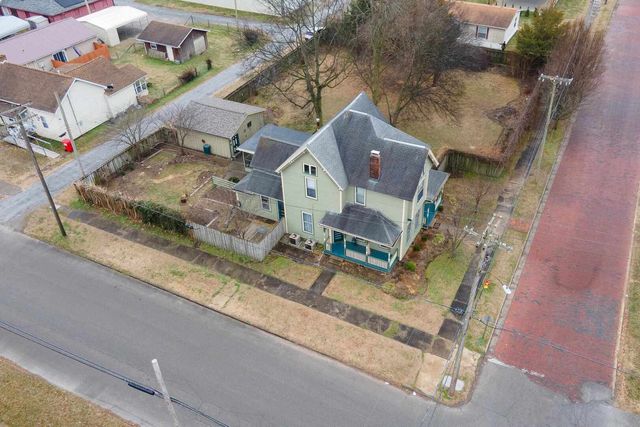 204 S 17th Street, Murphysboro, IL 62966