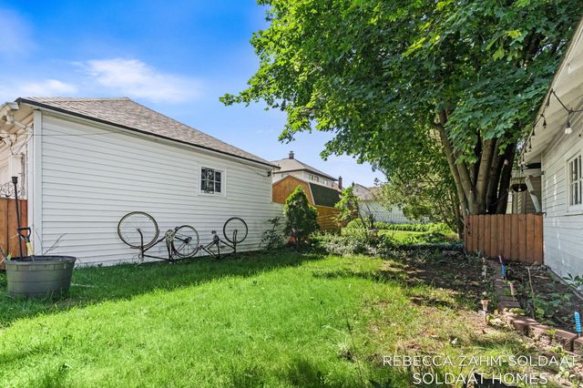 850 Richmond Street NW, Grand Rapids, MI 49504