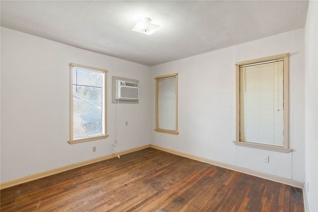 722 Hickey St, Alice, TX 78332