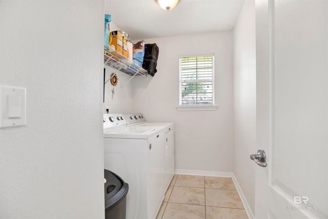10679 Mahogany Lane, Lillian, AL 36549