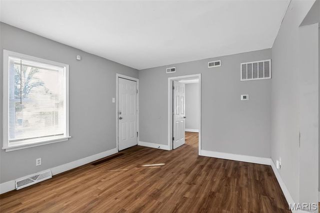 215 Ryan Avenue, St Louis, MO 63135