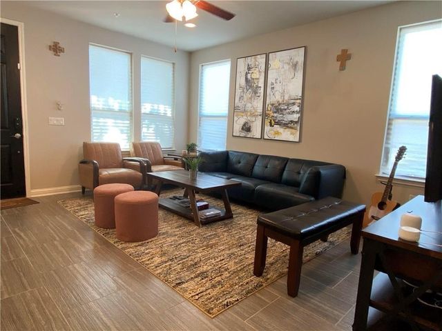 13800 Lyndhurst ST 255, Austin, TX 78717