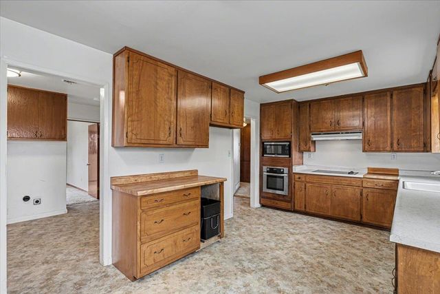 2679 Lobo Ave, Merced, CA 95348