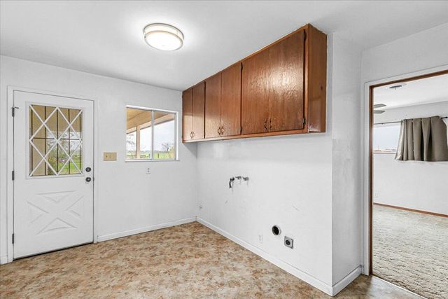 2679 Lobo Ave, Merced, CA 95348
