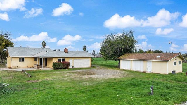 2679 Lobo Ave, Merced, CA 95348