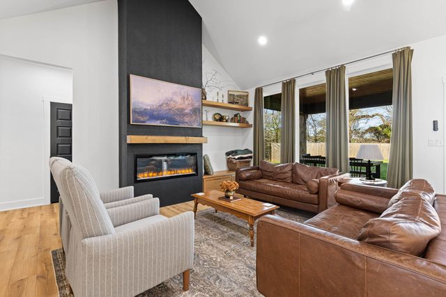 219 Belgian, Gilmer, TX 75645