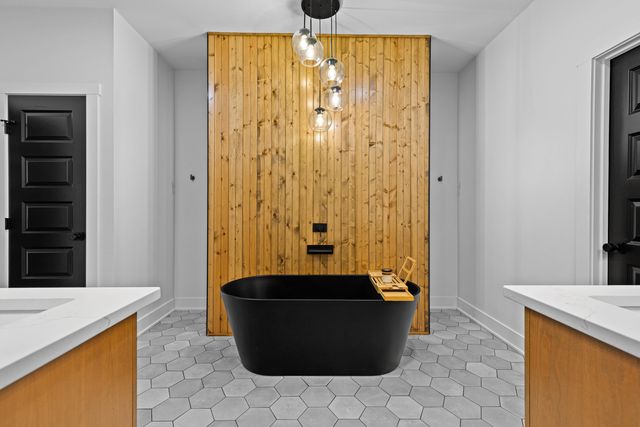 219 Belgian, Gilmer, TX 75645