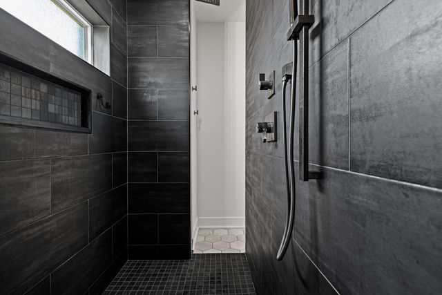 219 Belgian, Gilmer, TX 75645