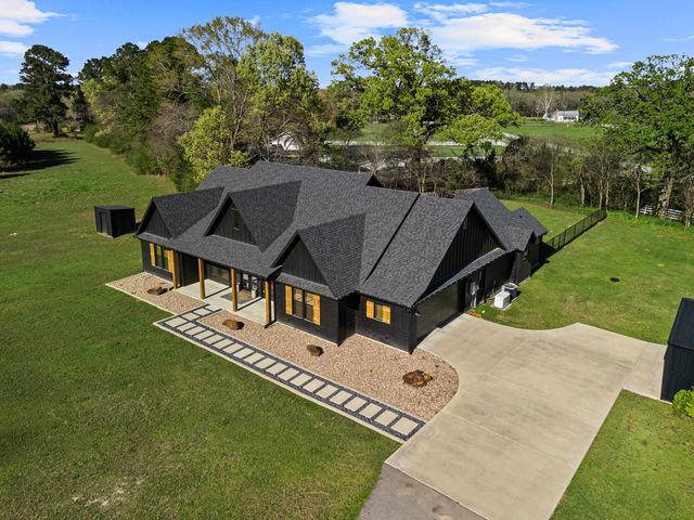 219 Belgian, Gilmer, TX 75645