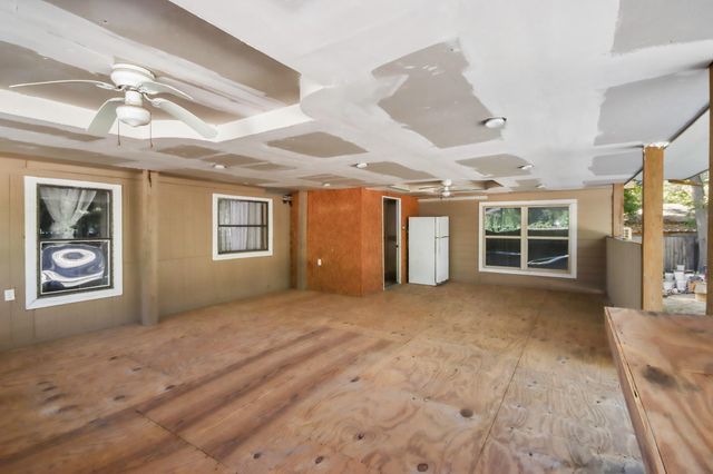 17317 E Greenleaf Lane, Conroe, TX 77306