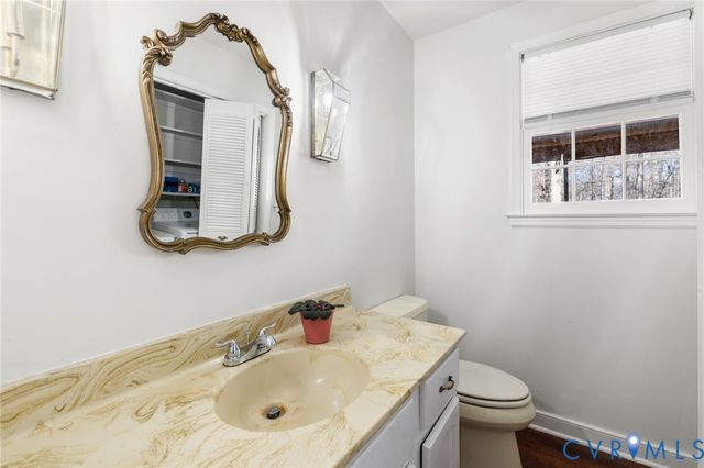 12924 Glengate Rd, Midlothian, VA 23114