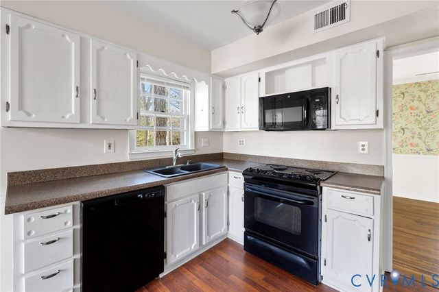 12924 Glengate Rd, Midlothian, VA 23114