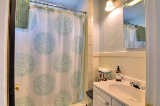 12 Beltran 1, Malden, MA 02148