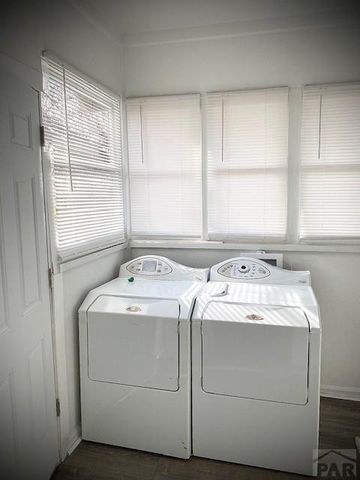 902 E 11th St, Pueblo, CO 81001