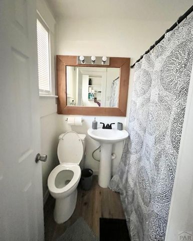 902 E 11th St, Pueblo, CO 81001