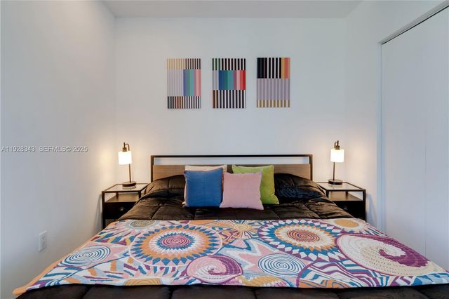 151 SE 1st St 3008, Miami, FL 33131