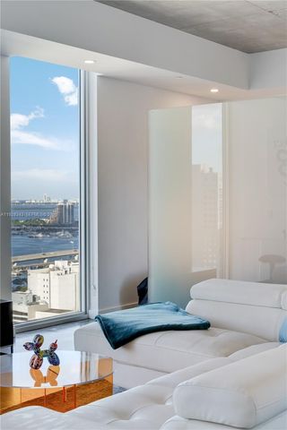 151 SE 1st St 3008, Miami, FL 33131