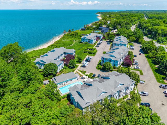61475 Route 48 A105, Greenport, NY 11944