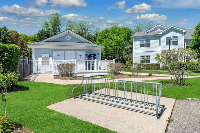 61475 Route 48 A105, Greenport, NY 11944